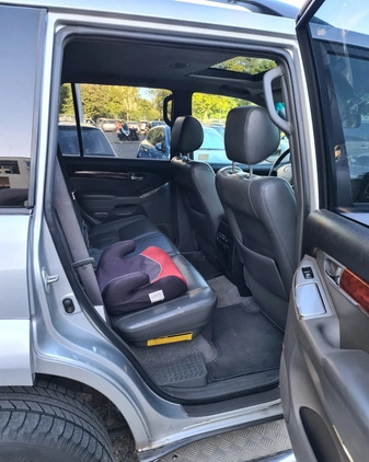 Toyota Land Cruiser cena 61000 przebieg: 288253, rok produkcji 2004 z Warszawa małe 154